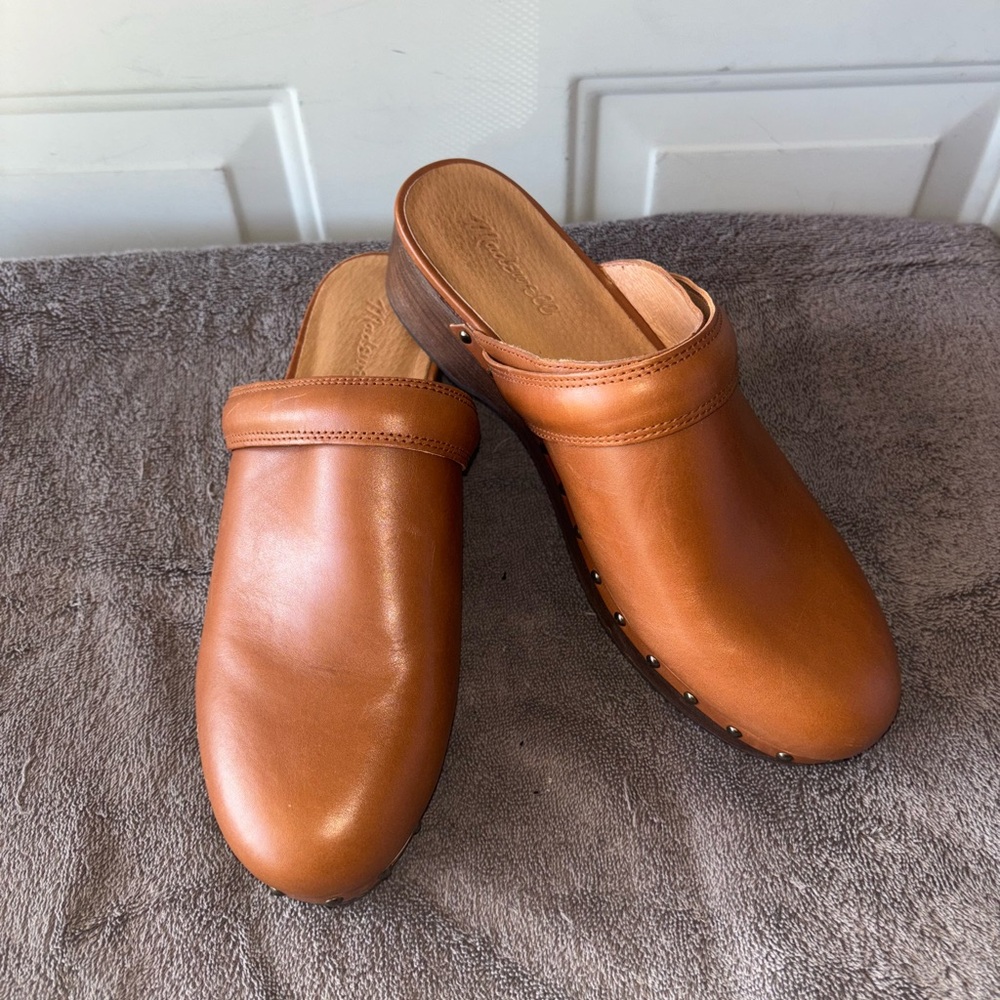 Madewell Tan Leather Clogs